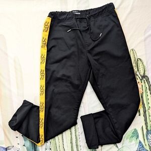 2022 Forever 21 x Airwalk Men Black & Yellow Tiger Men Stripe Drawstring Pants